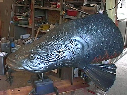 イベントディスプレー用「ピラルク」の造形