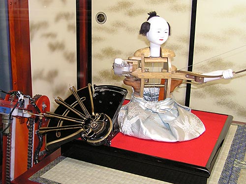 からくり人形「弓曳童子」1