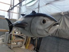 マグロの看板