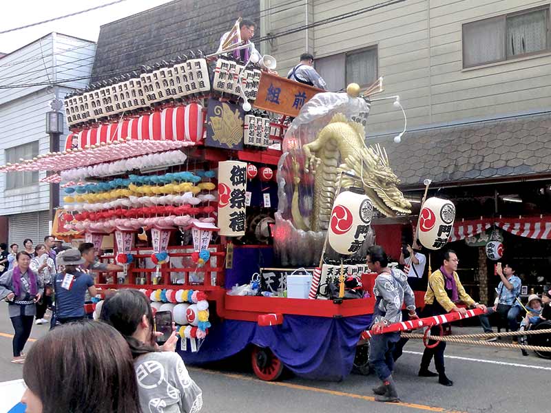 塩原温泉祭りの龍の立体造形2