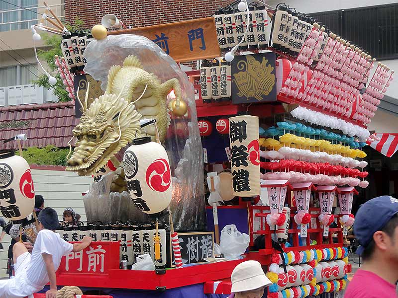 塩原温泉祭りの龍の立体造形3